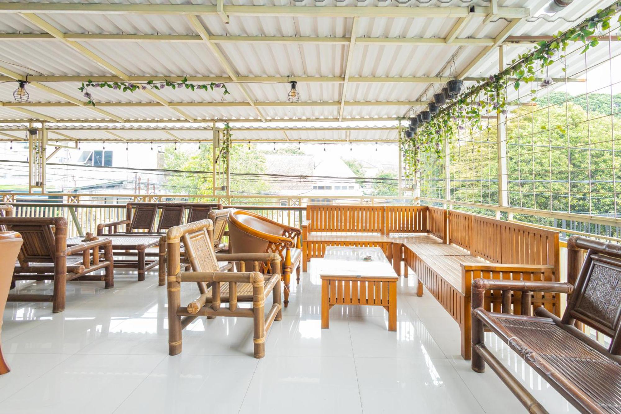 Hotel Reddoorz Near Wisata Museum Angkut 3 Batu  Exteriér fotografie