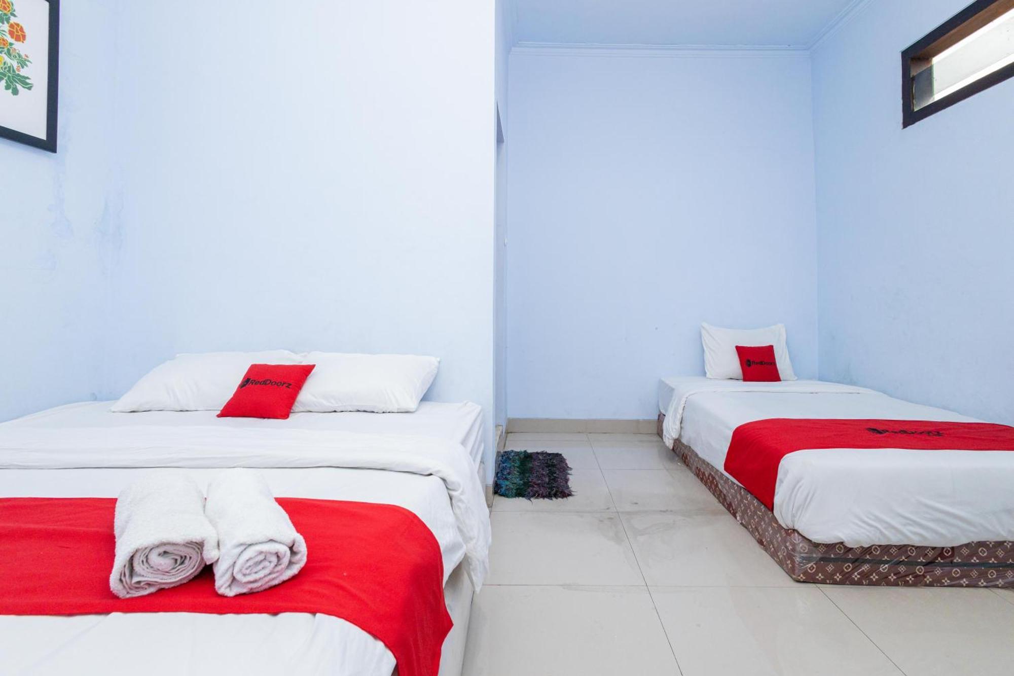 Hotel Reddoorz Near Wisata Museum Angkut 3 Batu  Exteriér fotografie
